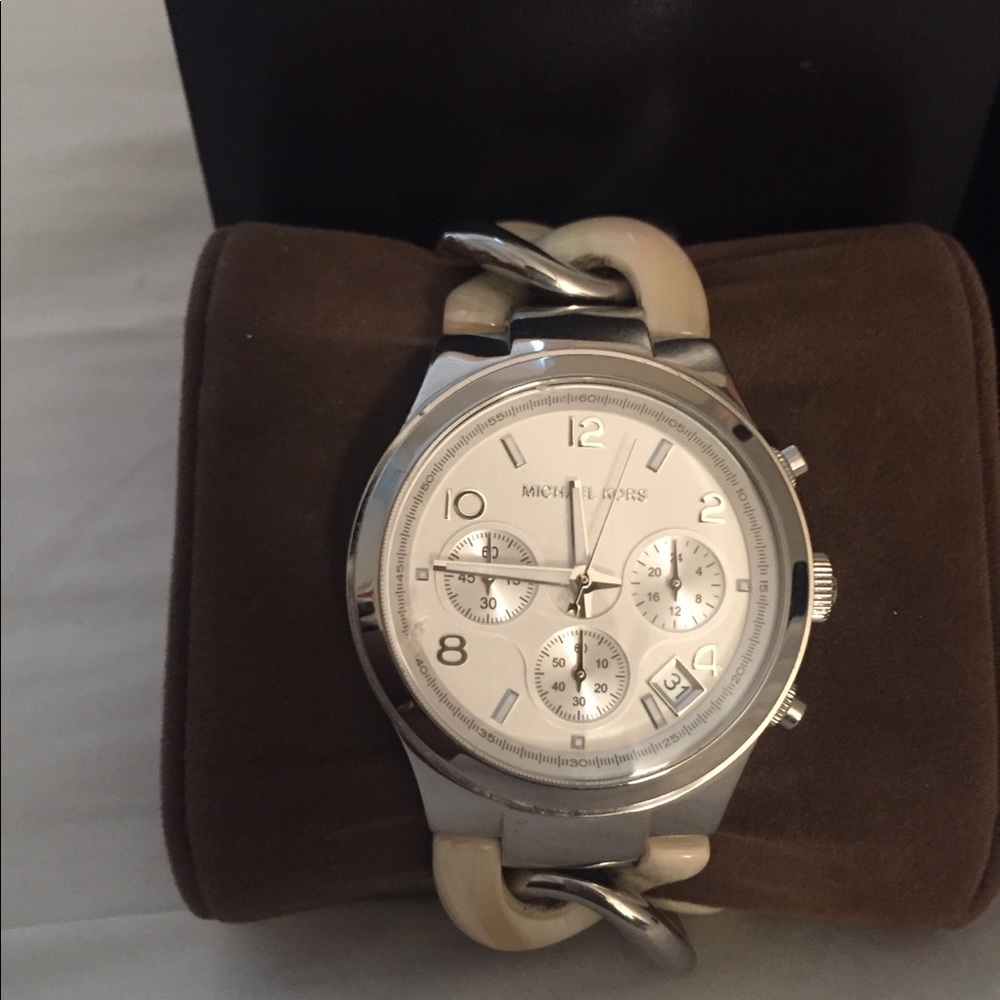 Silver and Ivory Michael Kors Watch - Picture 2 of 3